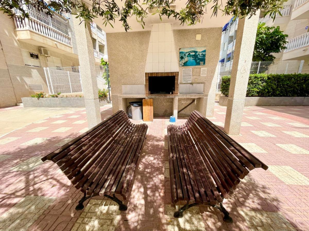 Torrevieja Comfortable Apartment Exterior foto